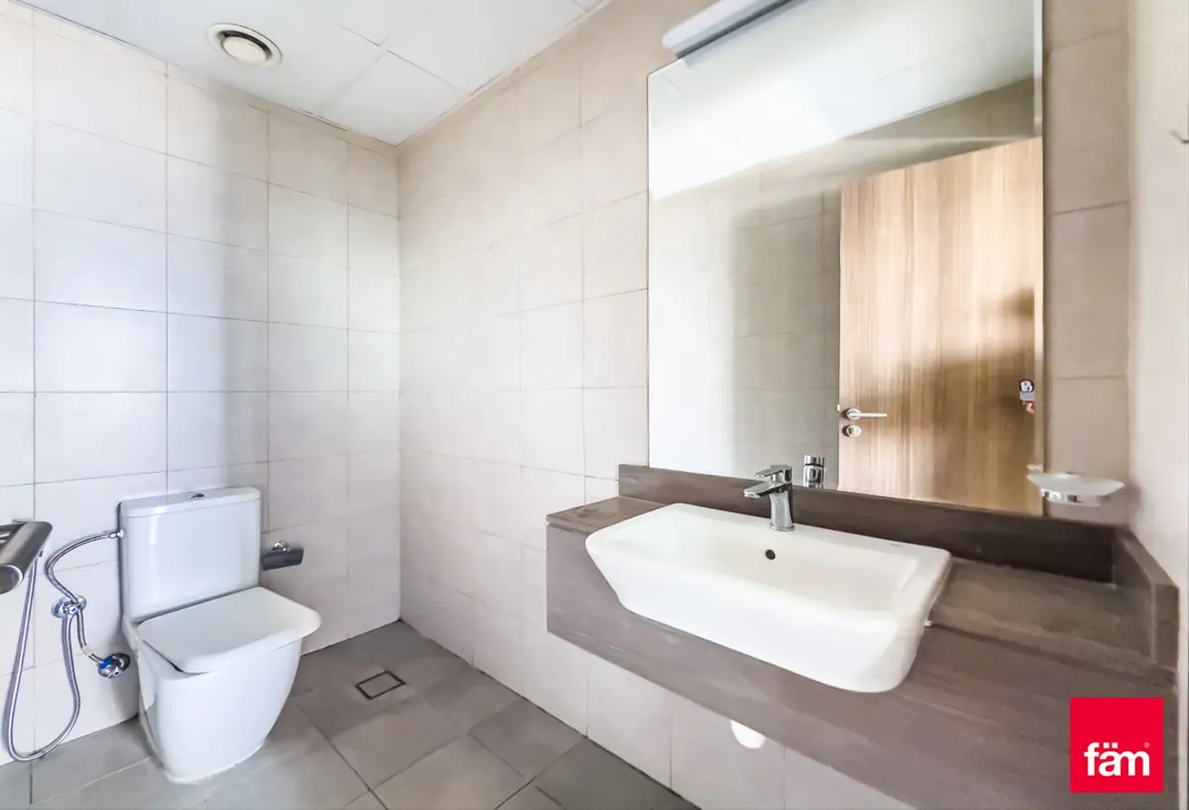 Vacant | Fully Furnished | High FloorChiller Free