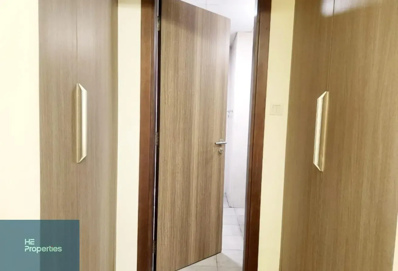 SPACIOUS UNIT | PRIME LOCATION | FURNISHED |