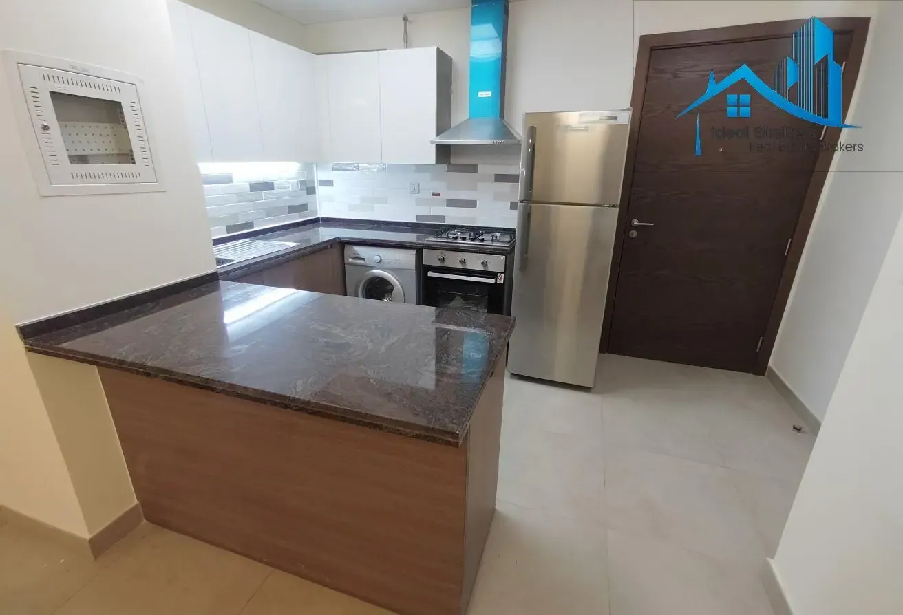 Fully Furnished 1BHK | 2 balcony | Vacant