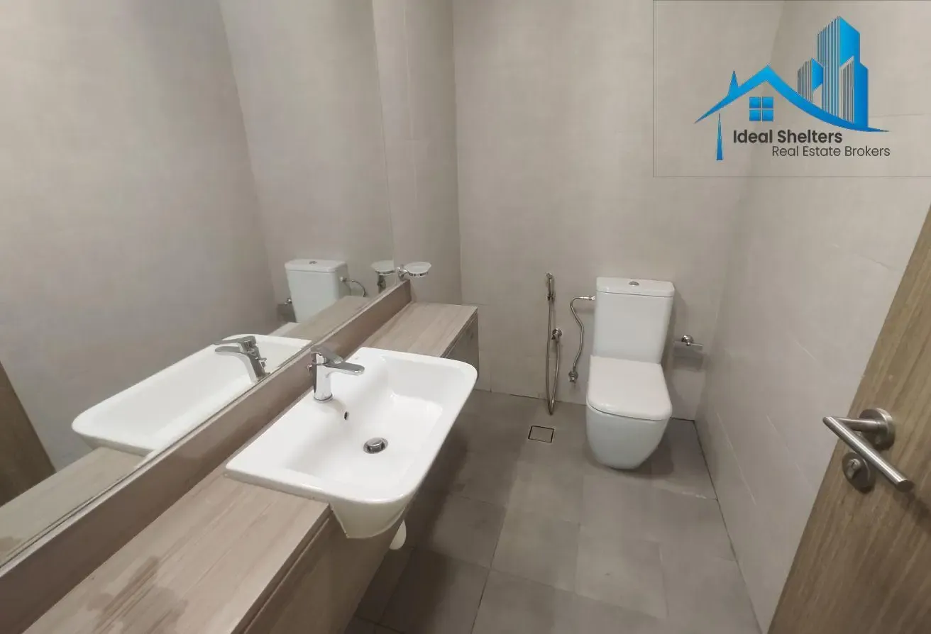 Fully Furnished 1BHK | 2 balcony | Vacant