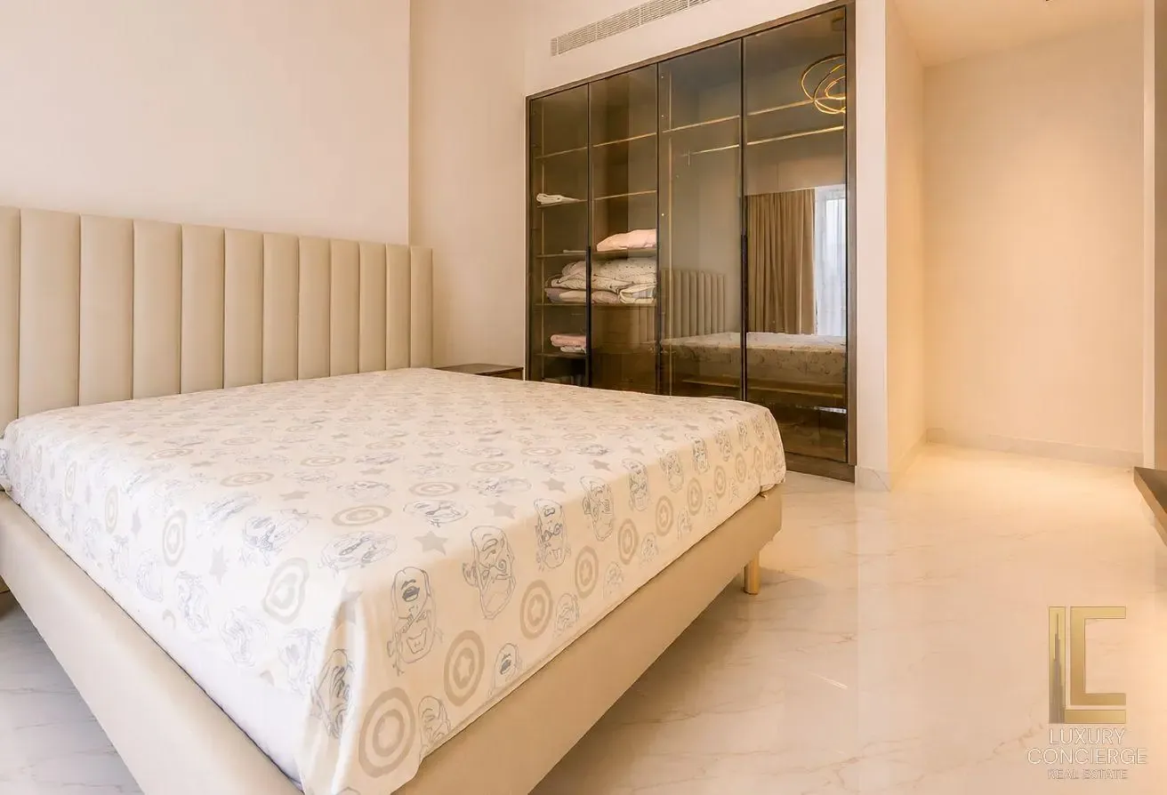 Fully Furnished | 2Bed+Study | Excellent Layout