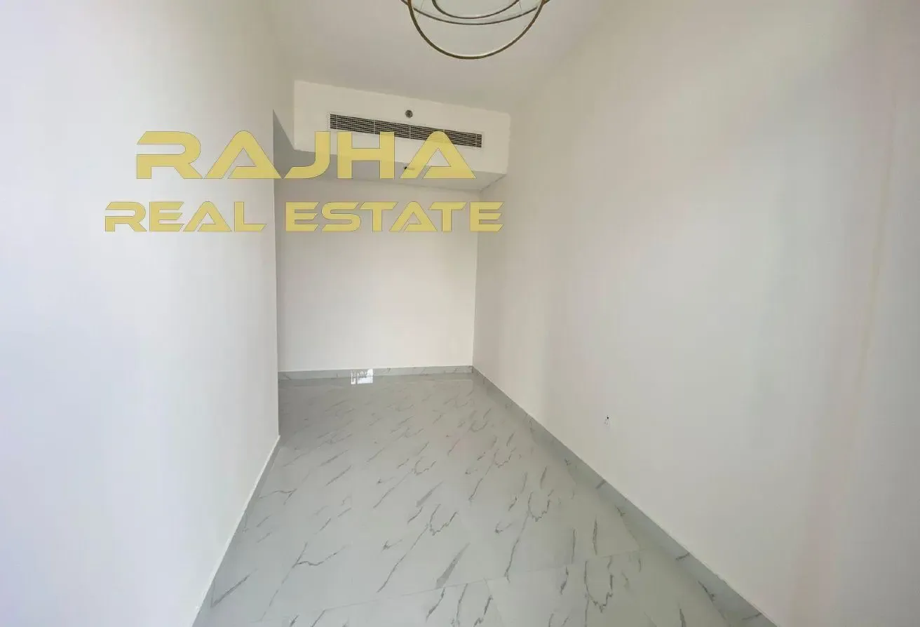 Brand New 2 Bed + Study | Vacant | Furnished
