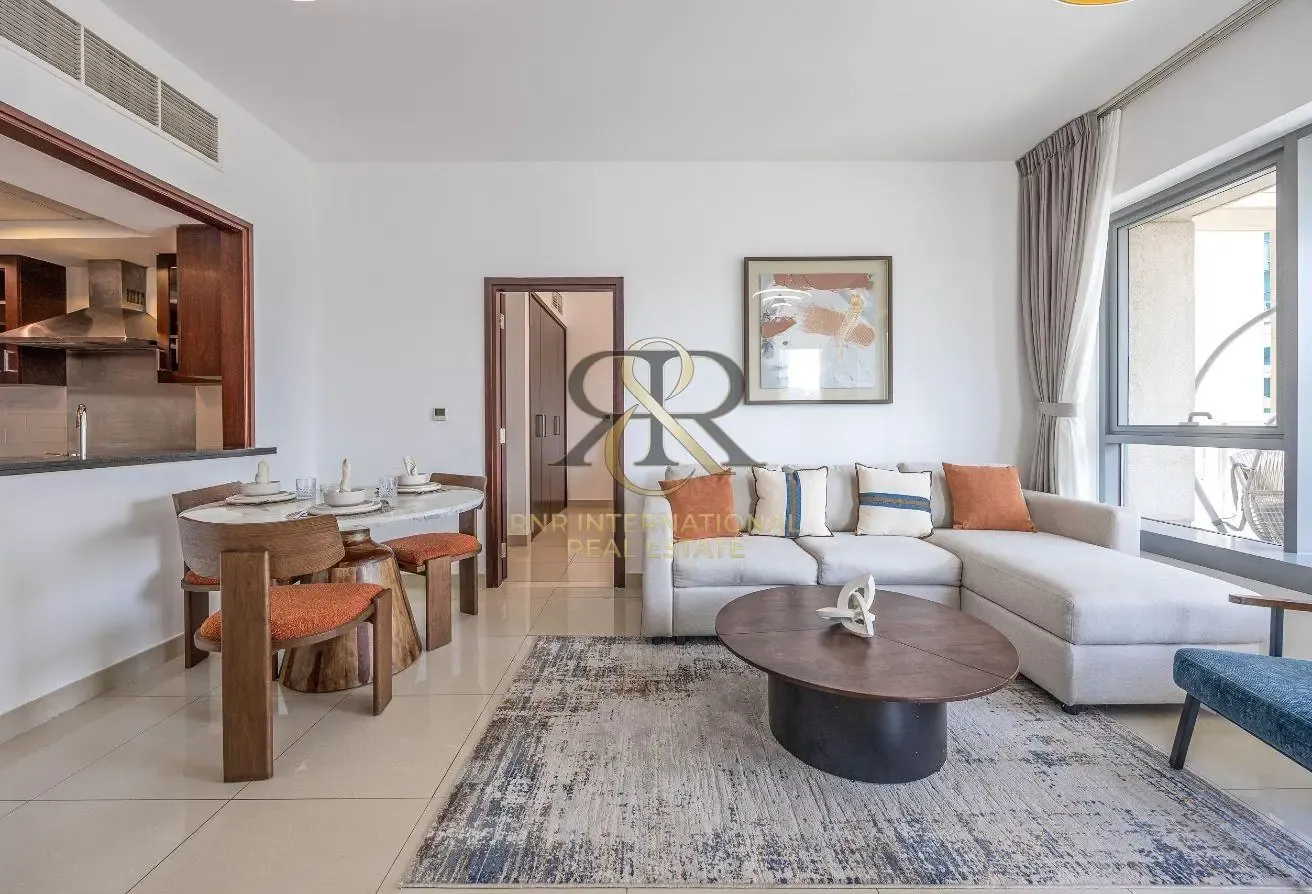 Elegantly Furnished I Bright Spacious l Rented
