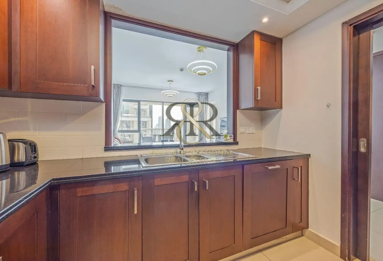 Elegantly Furnished I Bright Spacious l Rented