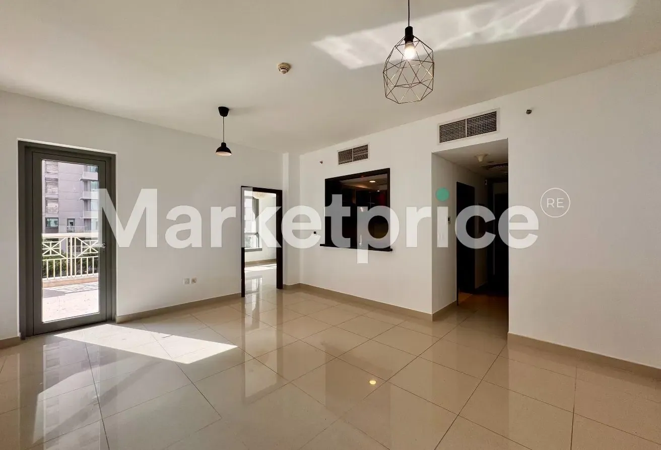 Vacant Corner 1 Bed Apt | Pool View 29 Boulevard 2