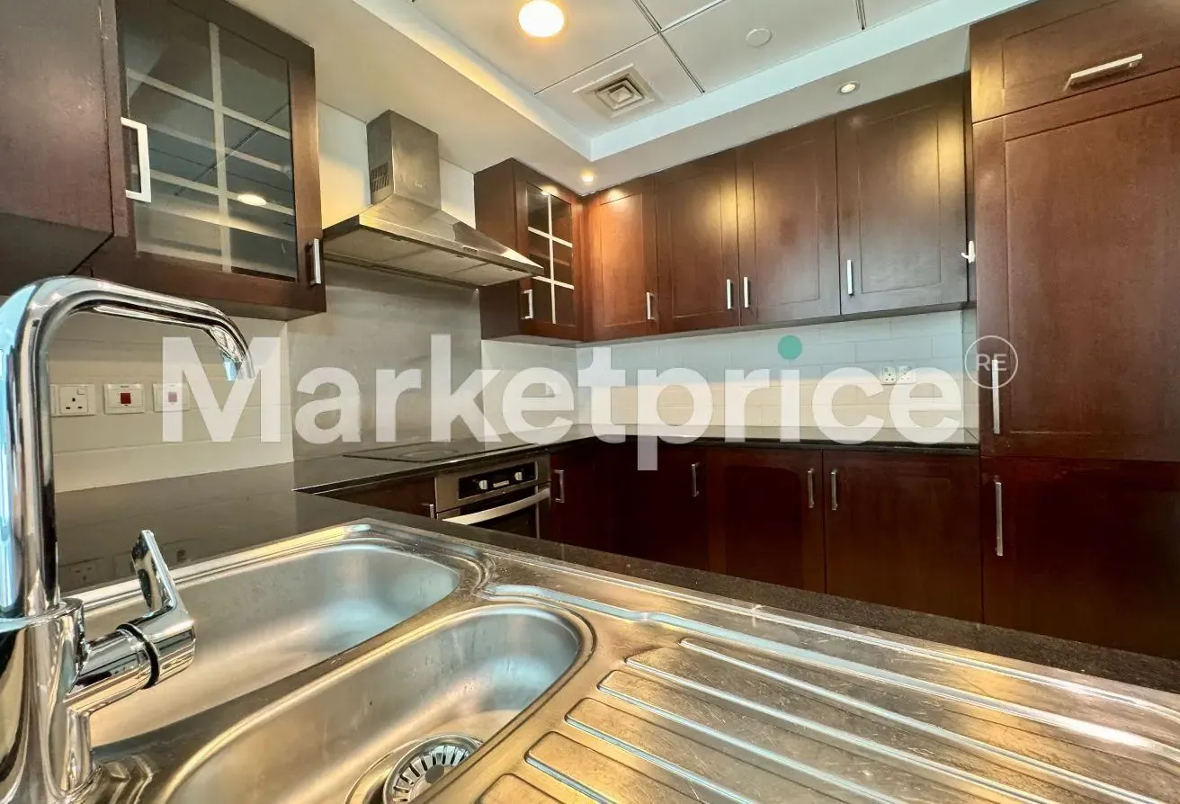 Vacant Corner 1 Bed Apt | Pool View 29 Boulevard 2