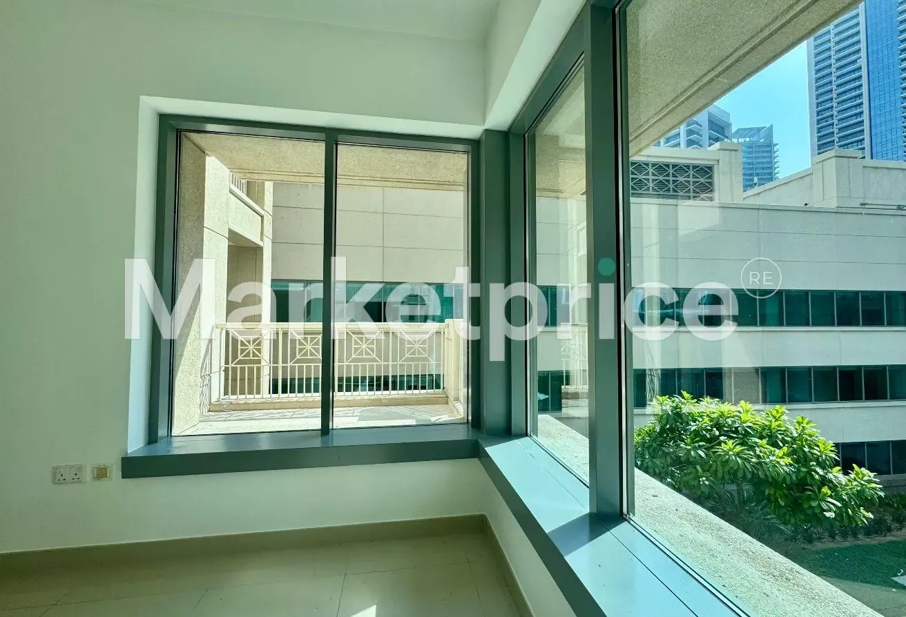 Vacant Corner 1 Bed Apt | Pool View 29 Boulevard 2