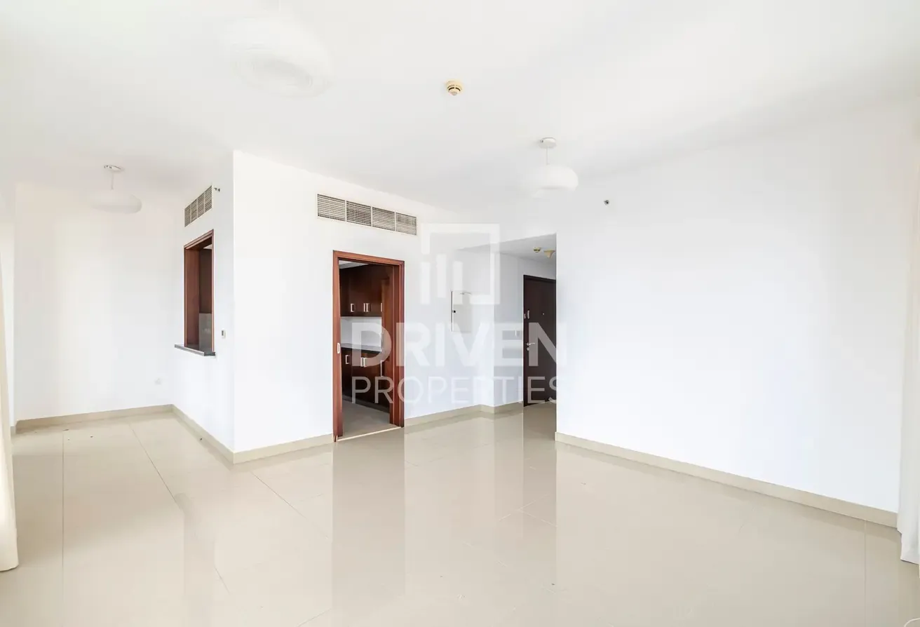 High Floor | Spacious Layout | Fountain View