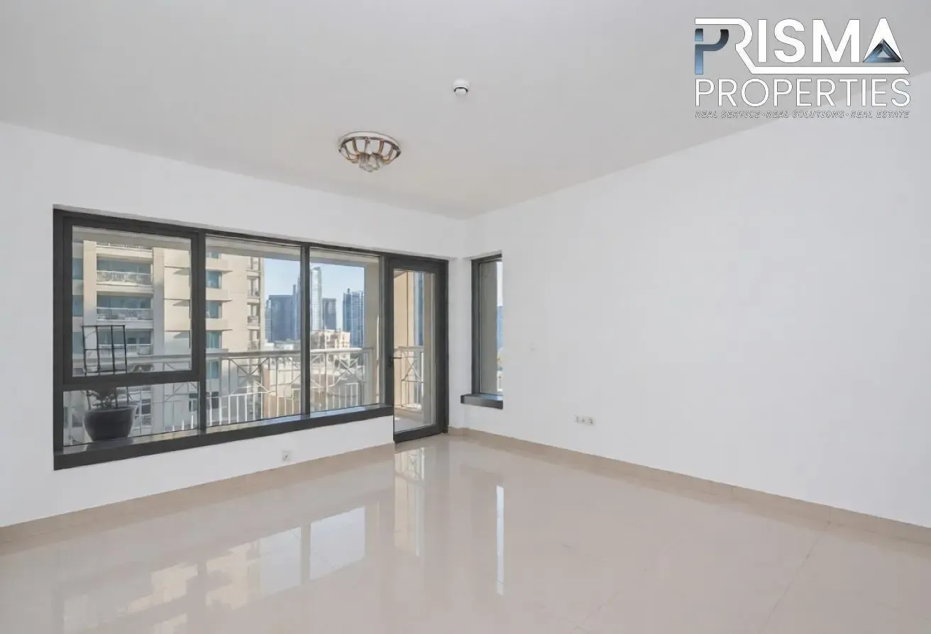 Spacious 1BR | Tenanted Investment | High Floor
