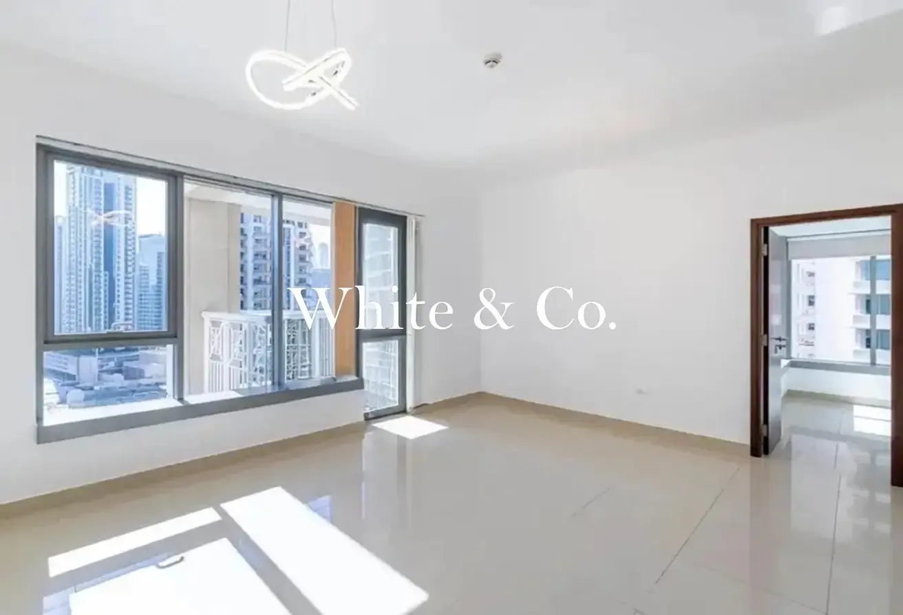 Vacant | Boulevard View | Middle Floor