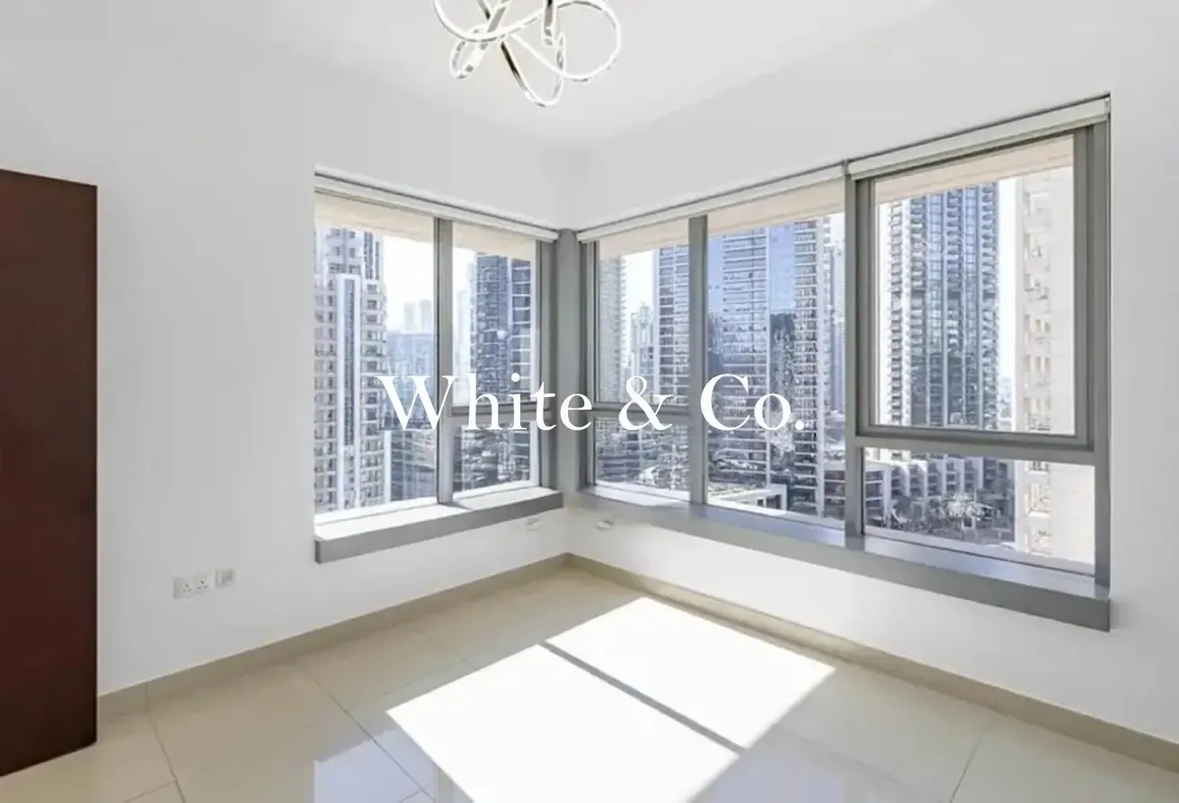Vacant | Boulevard View | Middle Floor