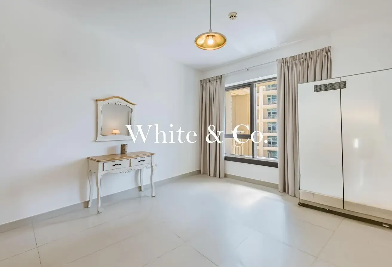 Vacant Now | 1 + Study | Fountain view