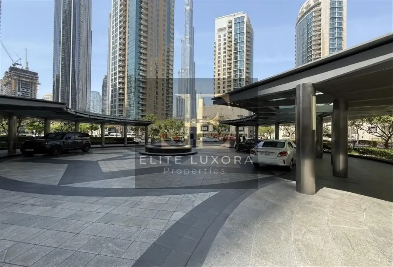Spacious with Large Balcony|Prime DowntownLocation