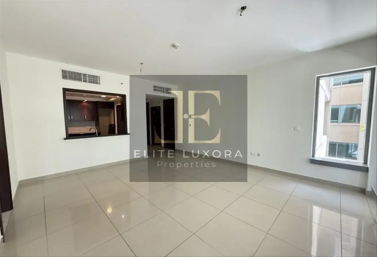 Spacious with Large Balcony|Prime DowntownLocation
