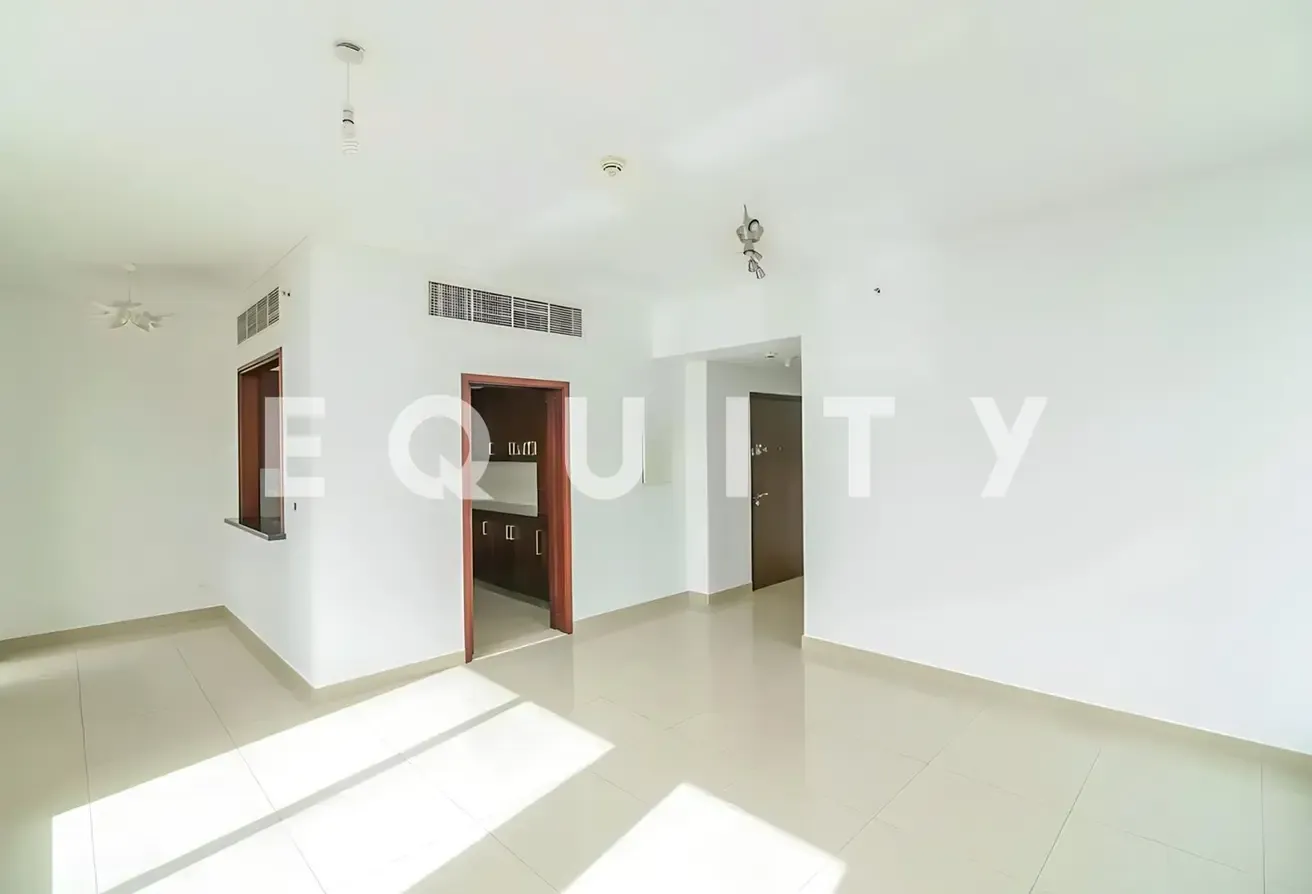 Spacious Apartment | Fountain View | 2 Balcony