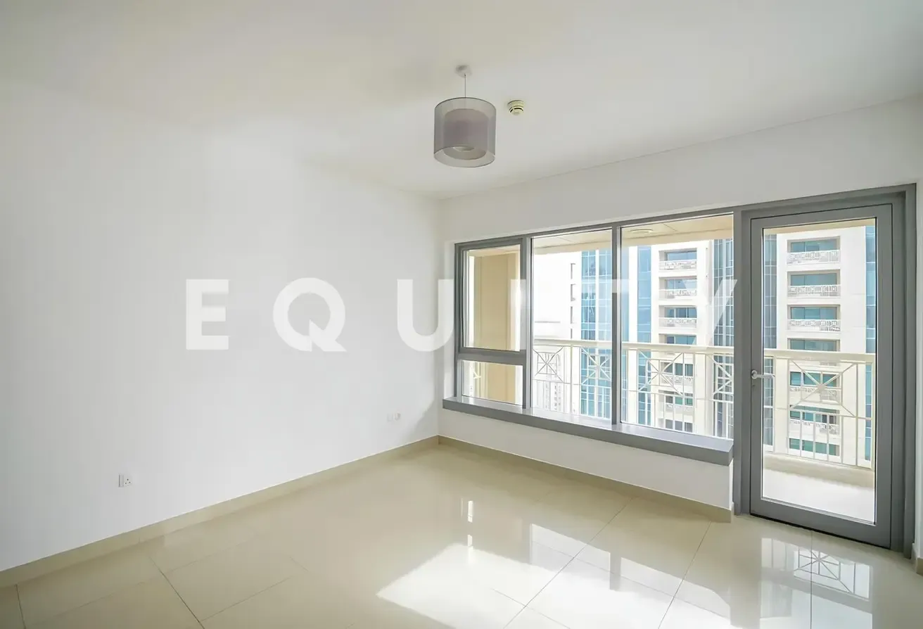 Spacious Apartment | Fountain View | 2 Balcony