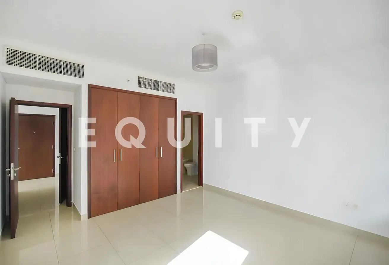 Spacious Apartment | Fountain View | 2 Balcony