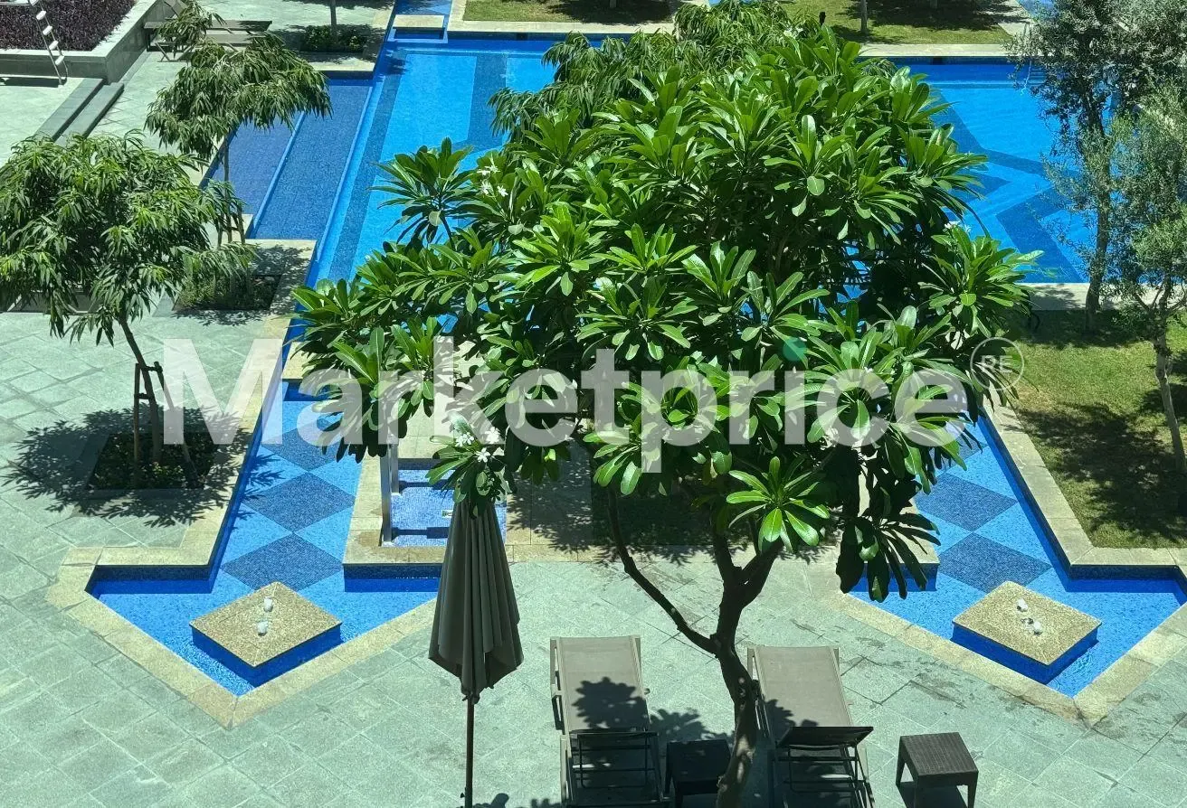 29 Burj Boulevard Tower 2 with Swimming pool View