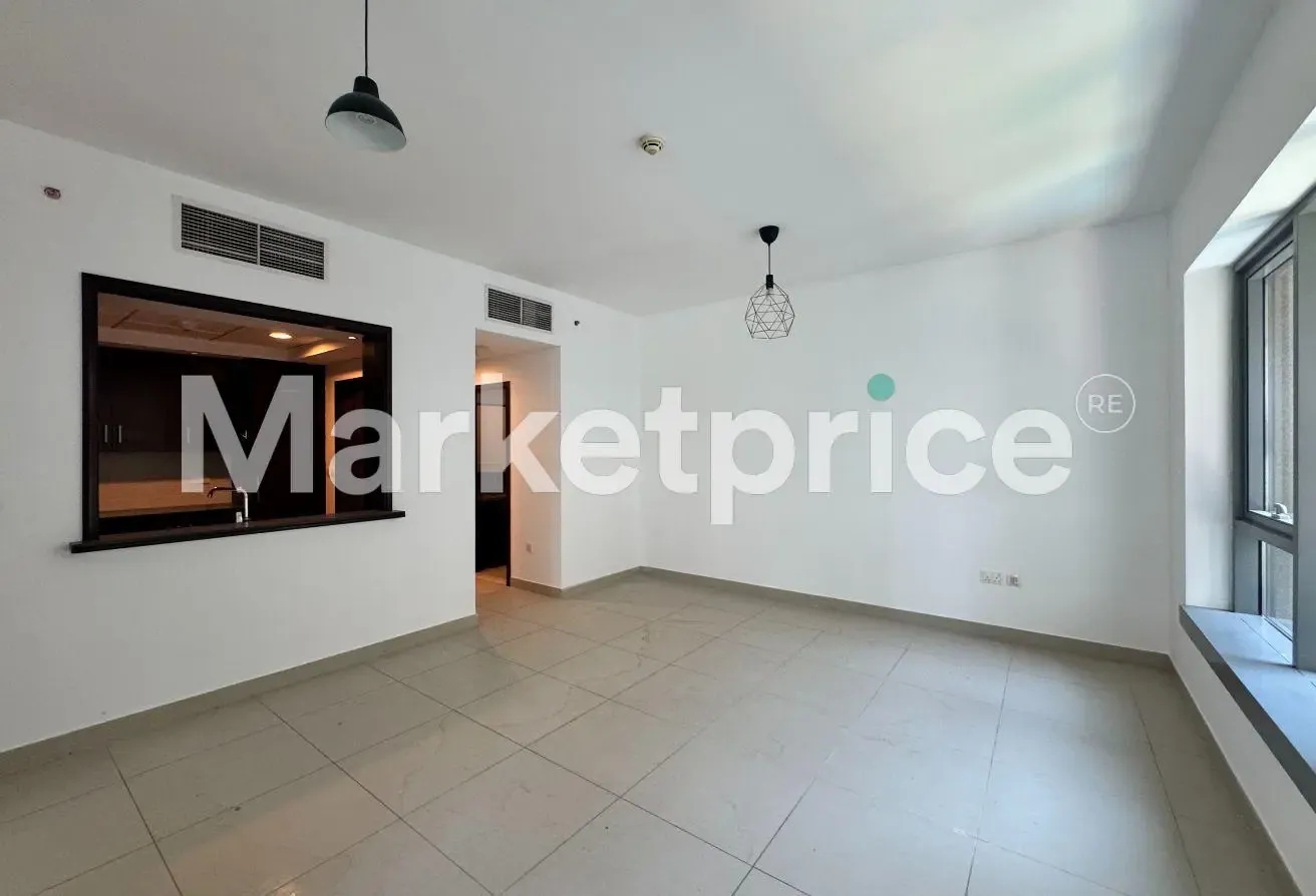 29 Burj Boulevard Tower 2 with Swimming pool View
