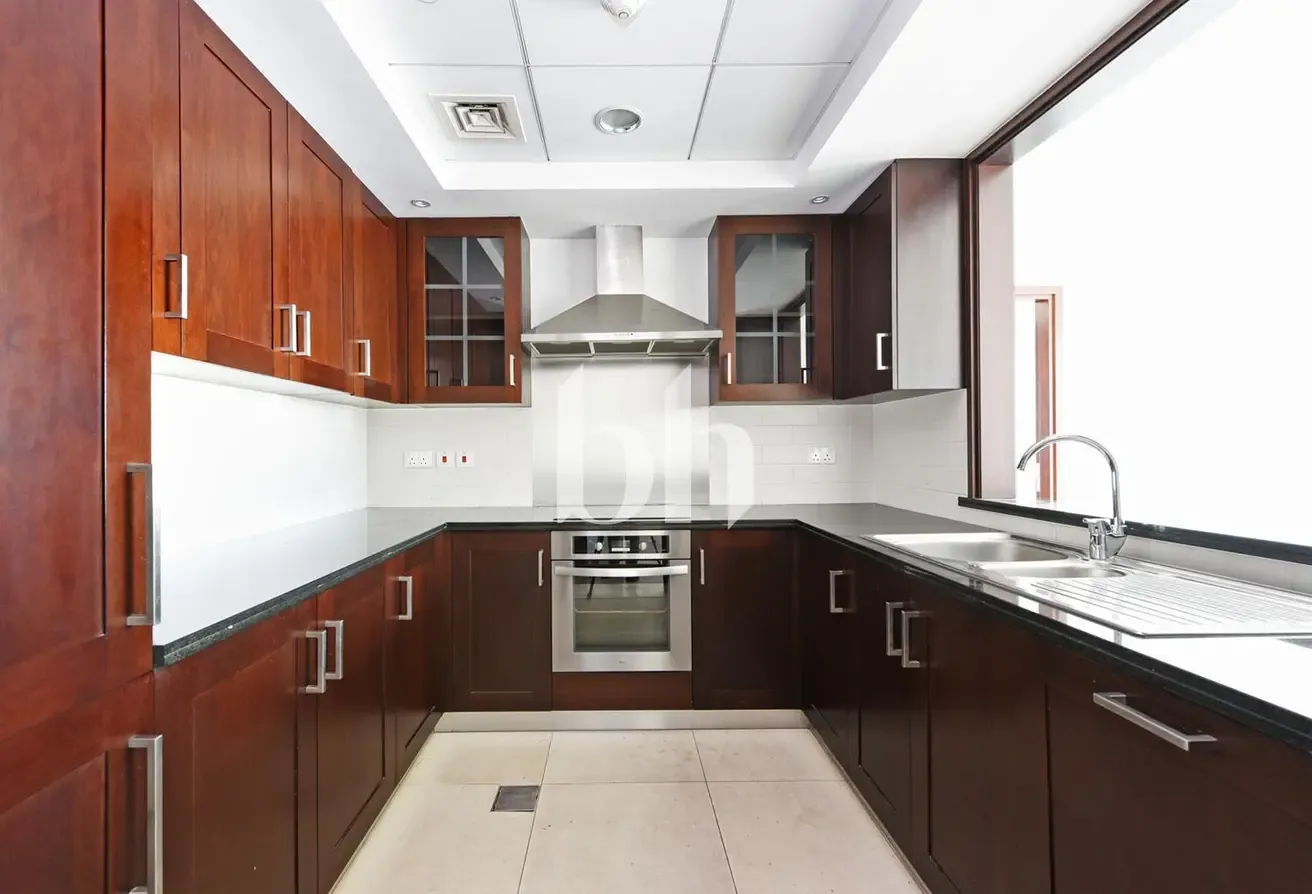 Spacious | Central location | Investors deal