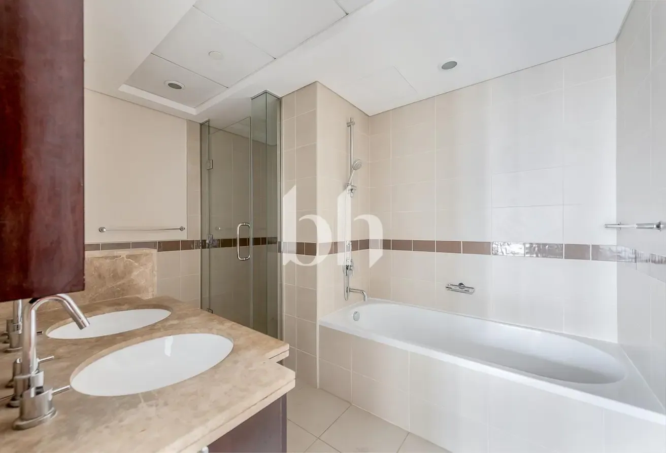 Spacious | Central location | Investors deal
