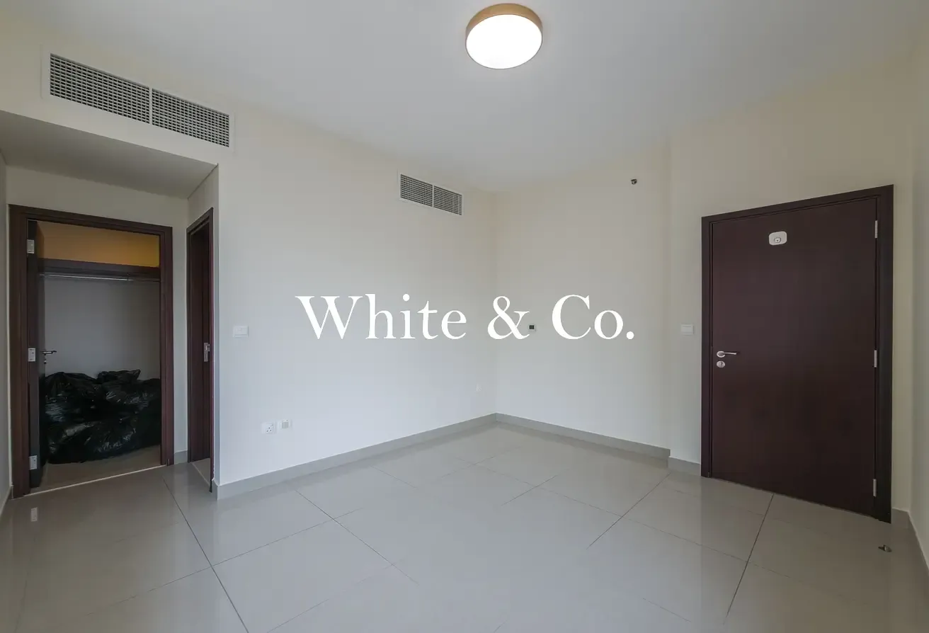 High Floor | Prime Location | 1 Bedroom