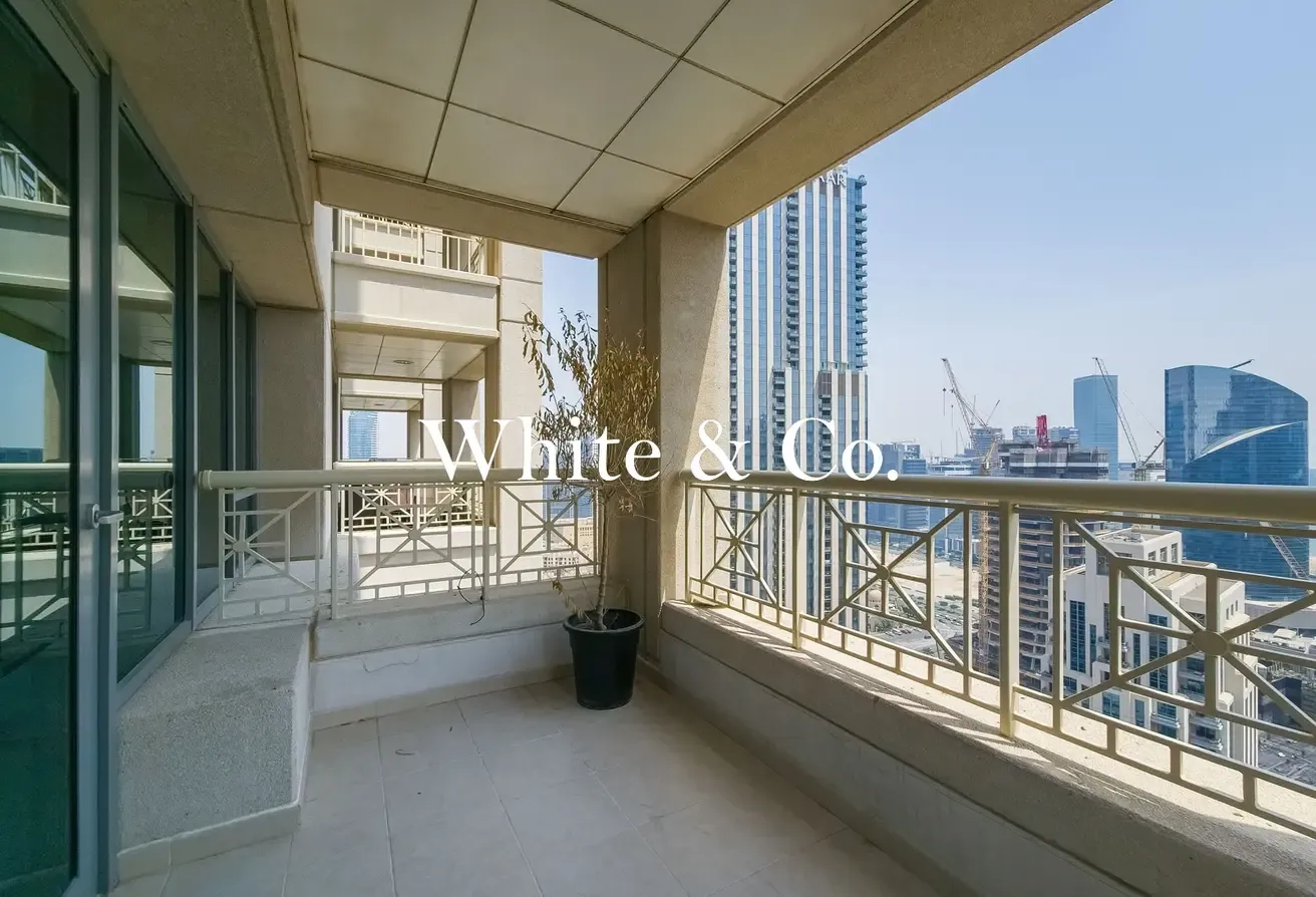 High Floor | Prime Location | 1 Bedroom