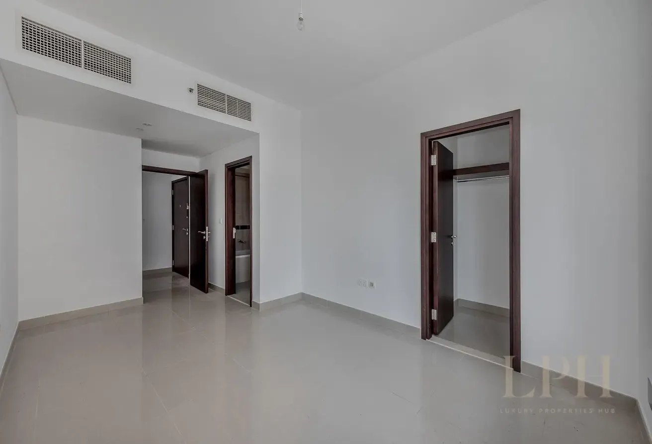 Mid-Floor | Partial Fountain View | Investor Deal