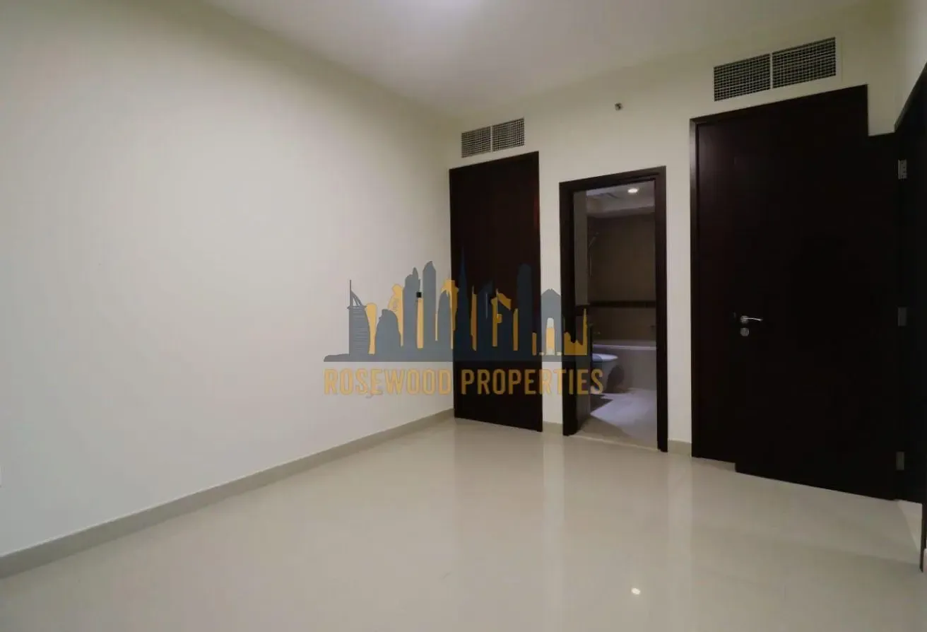 Pool & Burj Khalifa View | 1 bed | Well-Maintained