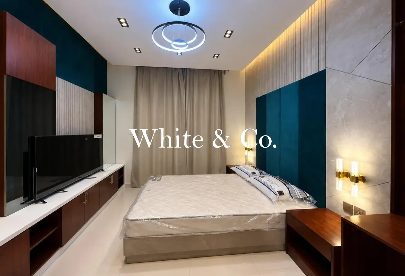 Studio | Strong ROI | Modern Finishing