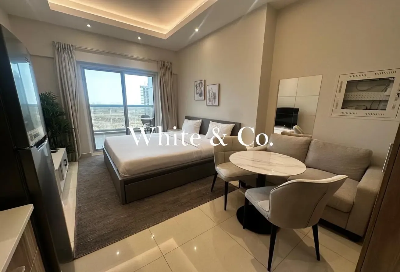Studio | High Floor | Modern Finishing