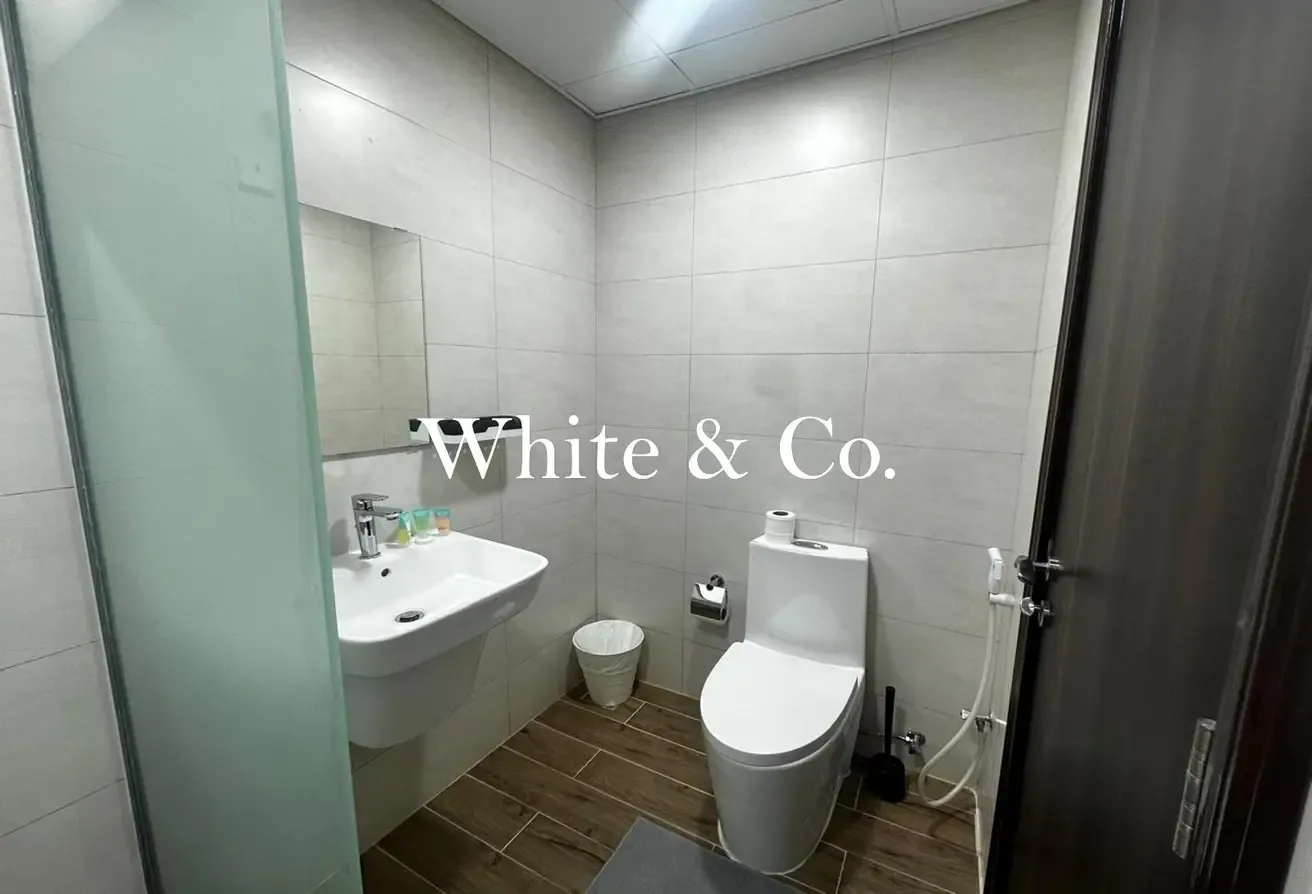Studio | High Floor | Modern Finishing