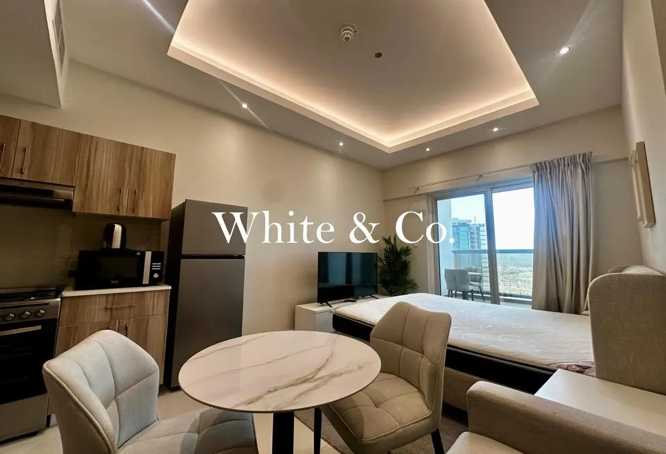Studio | High Floor | Modern Finishing