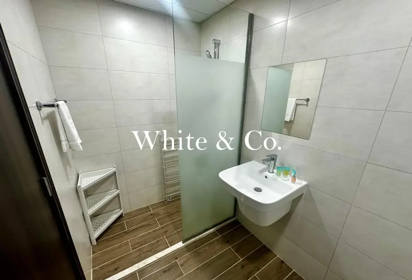 Studio | High Floor | Modern Finishing