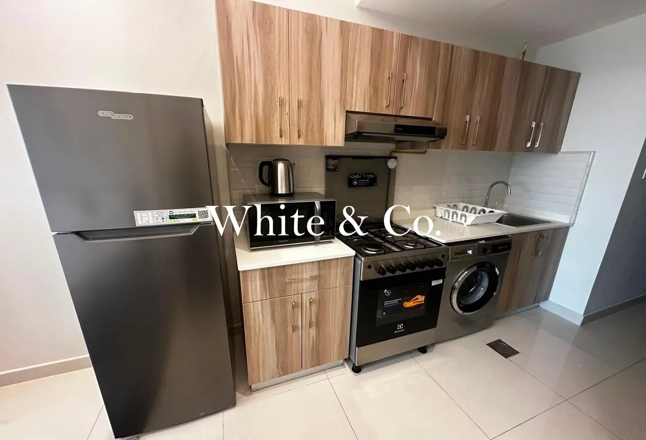 Studio | High Floor | Modern Finishing