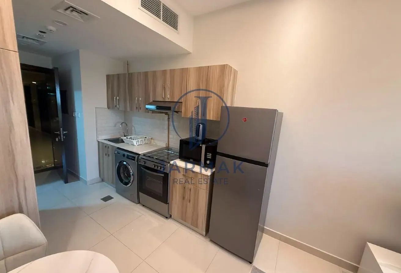 SPACIOUSE | READY TO MOVE | PRIME LOCATION