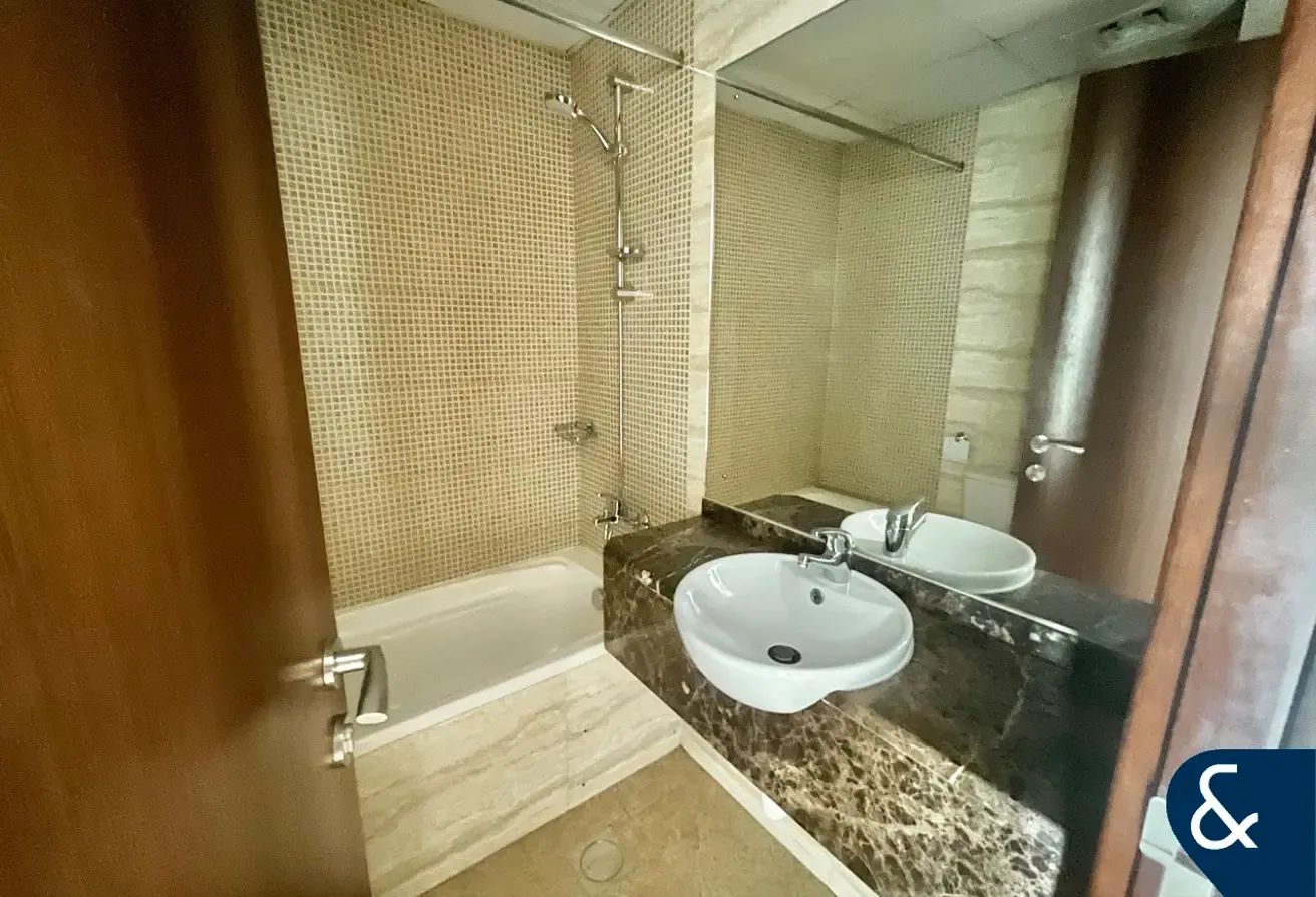 Full Golf Views | Vacant | Two Bedrooms