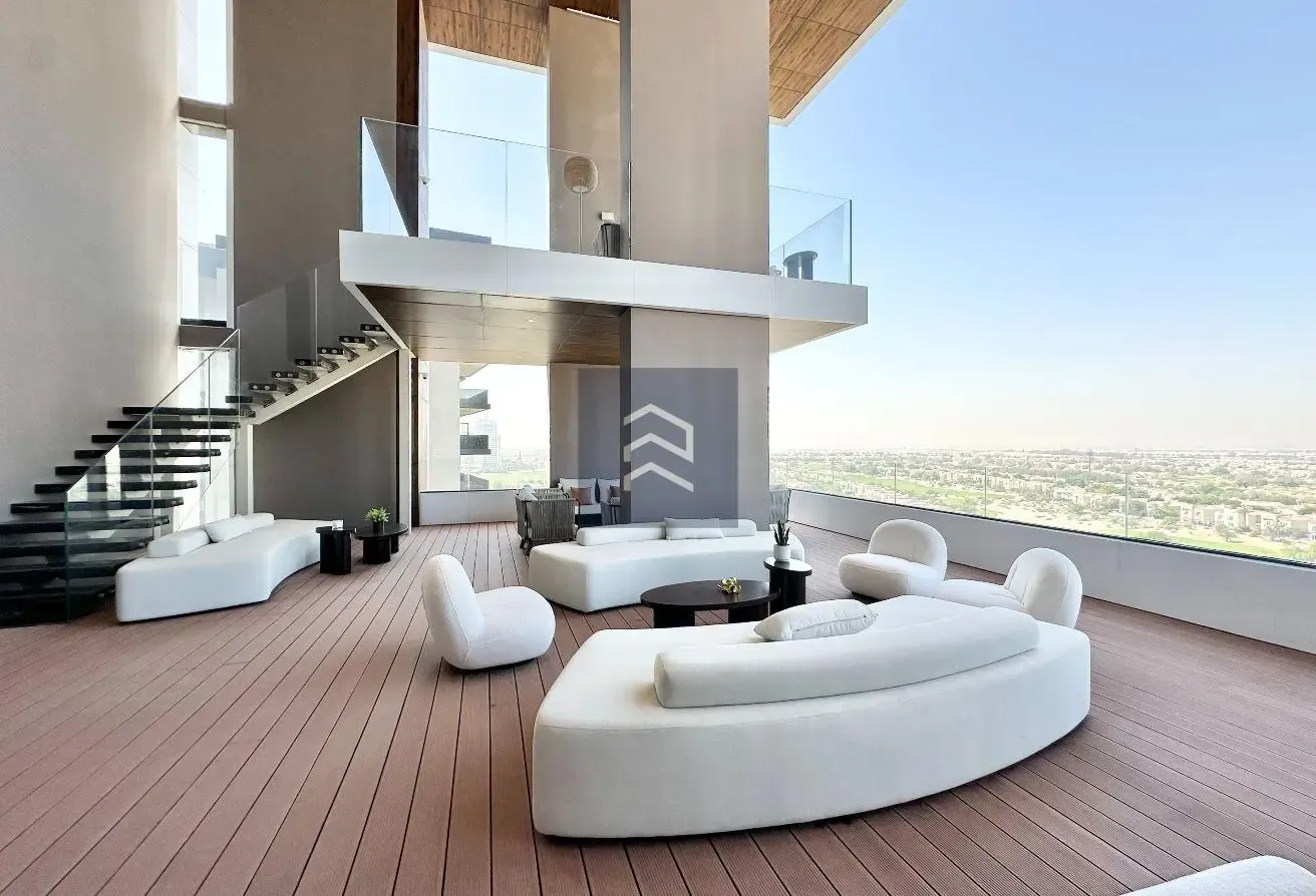 Corner Unit | Partial Golf View | High-Floor