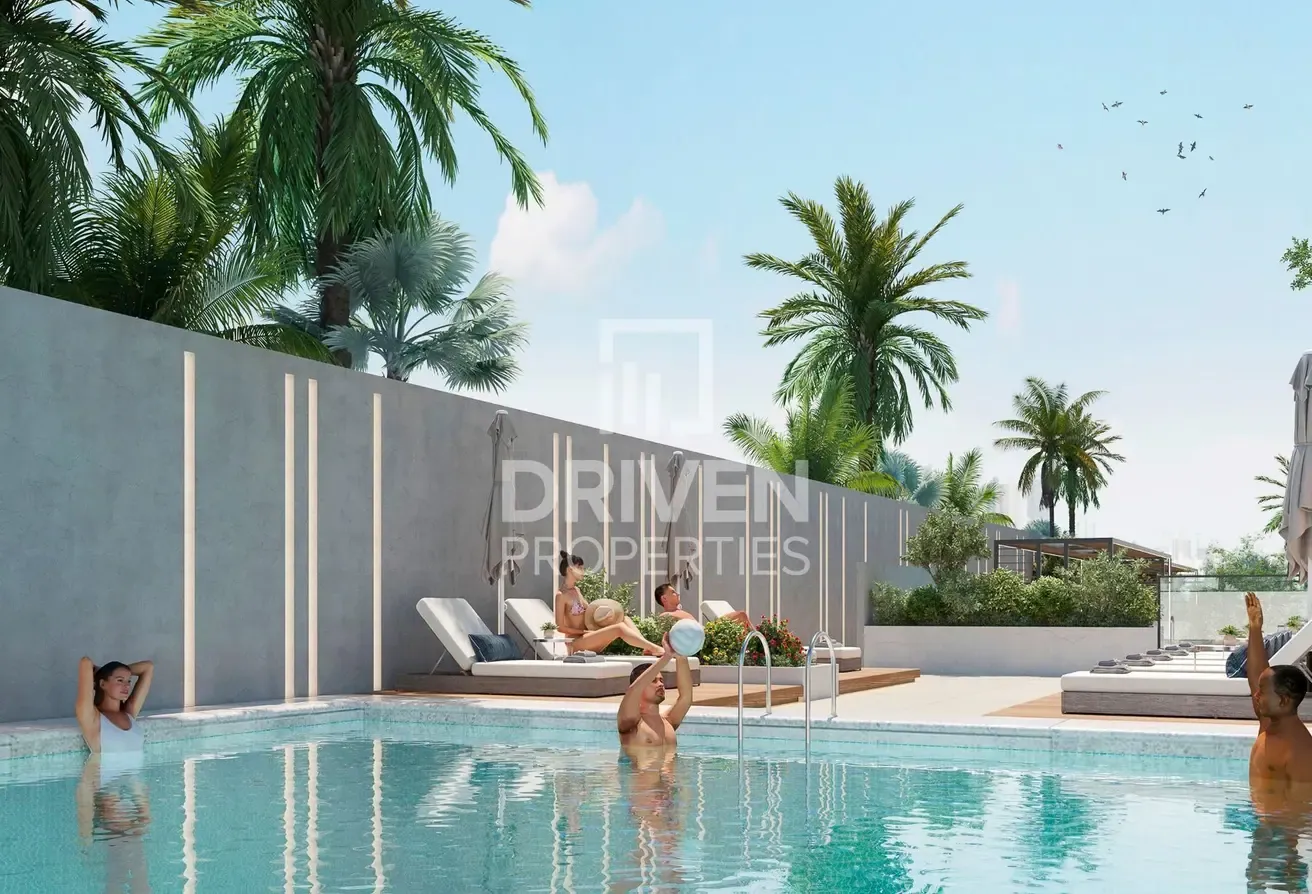 Golf Course Facing | Brand New | Well Lit
