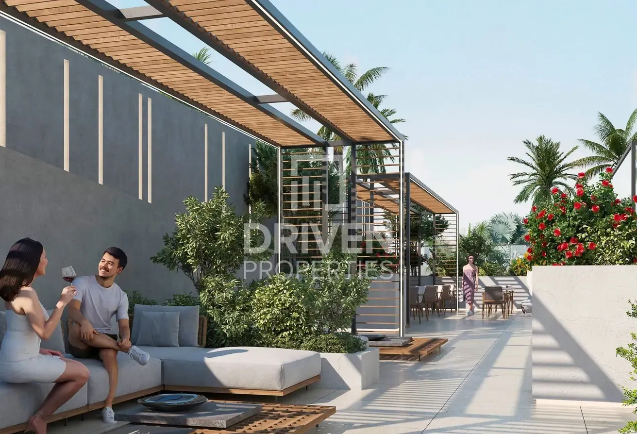Golf Course Facing | Brand New | Well Lit
