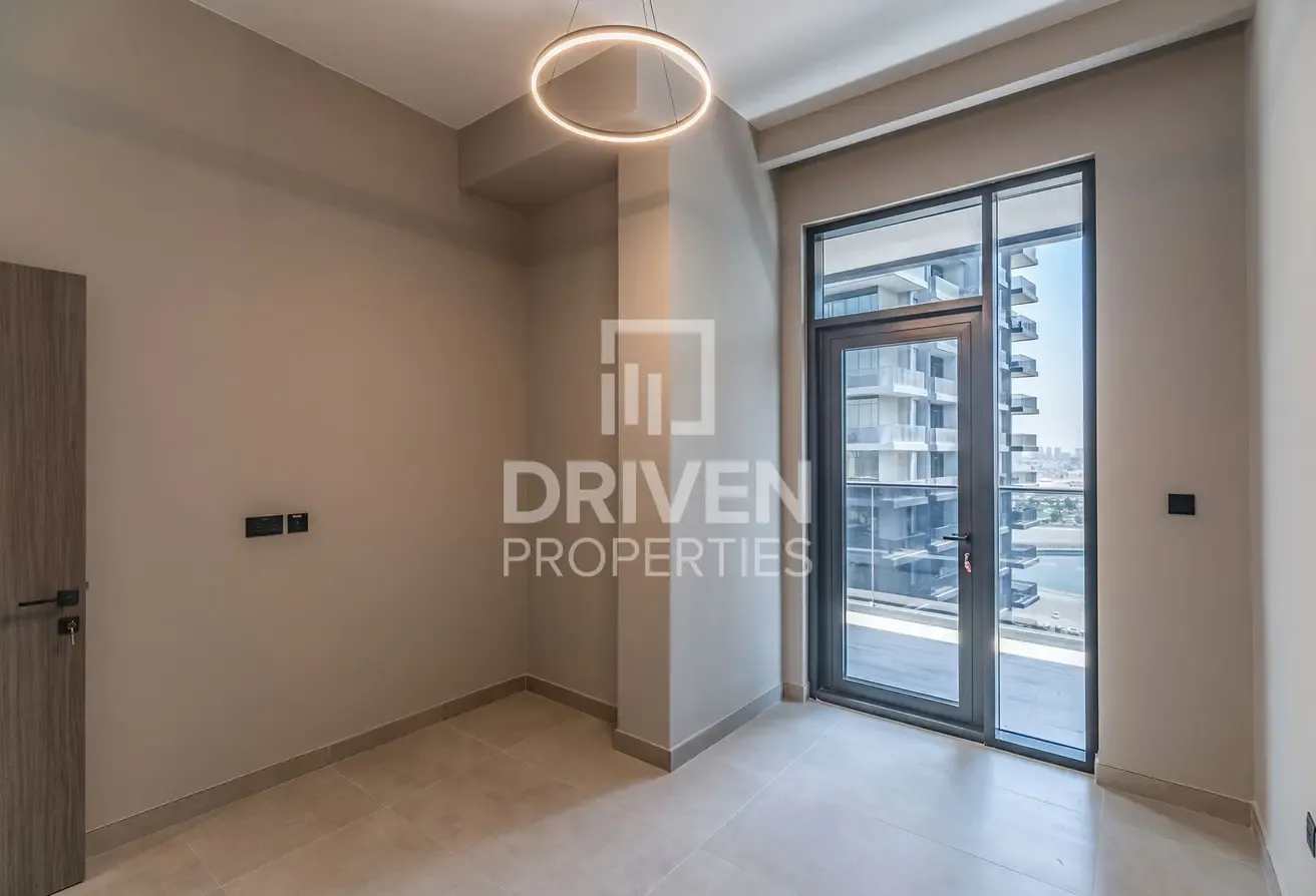 Investment | High Floor | Spacious | Rented Unit