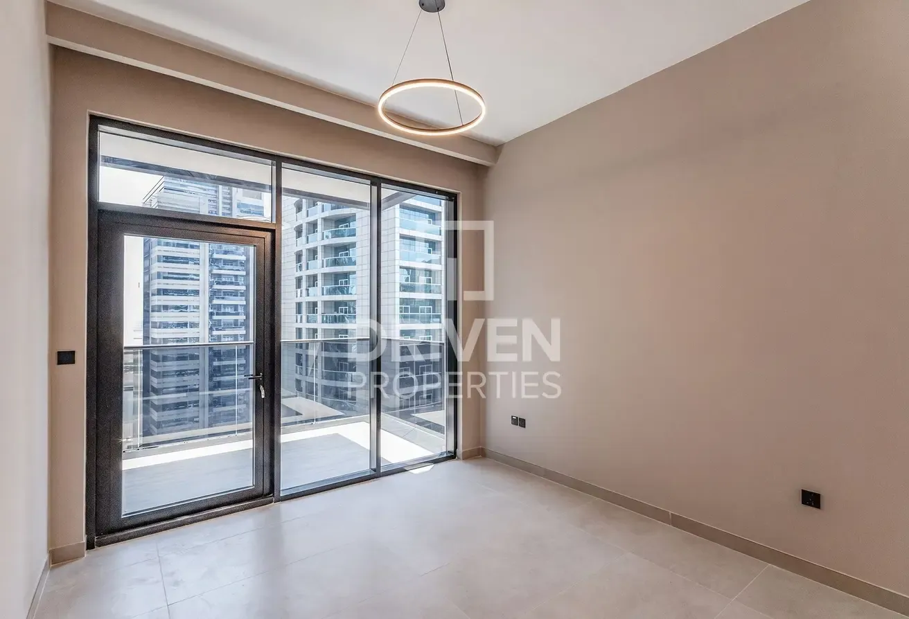Investment | High Floor | Spacious | Rented Unit