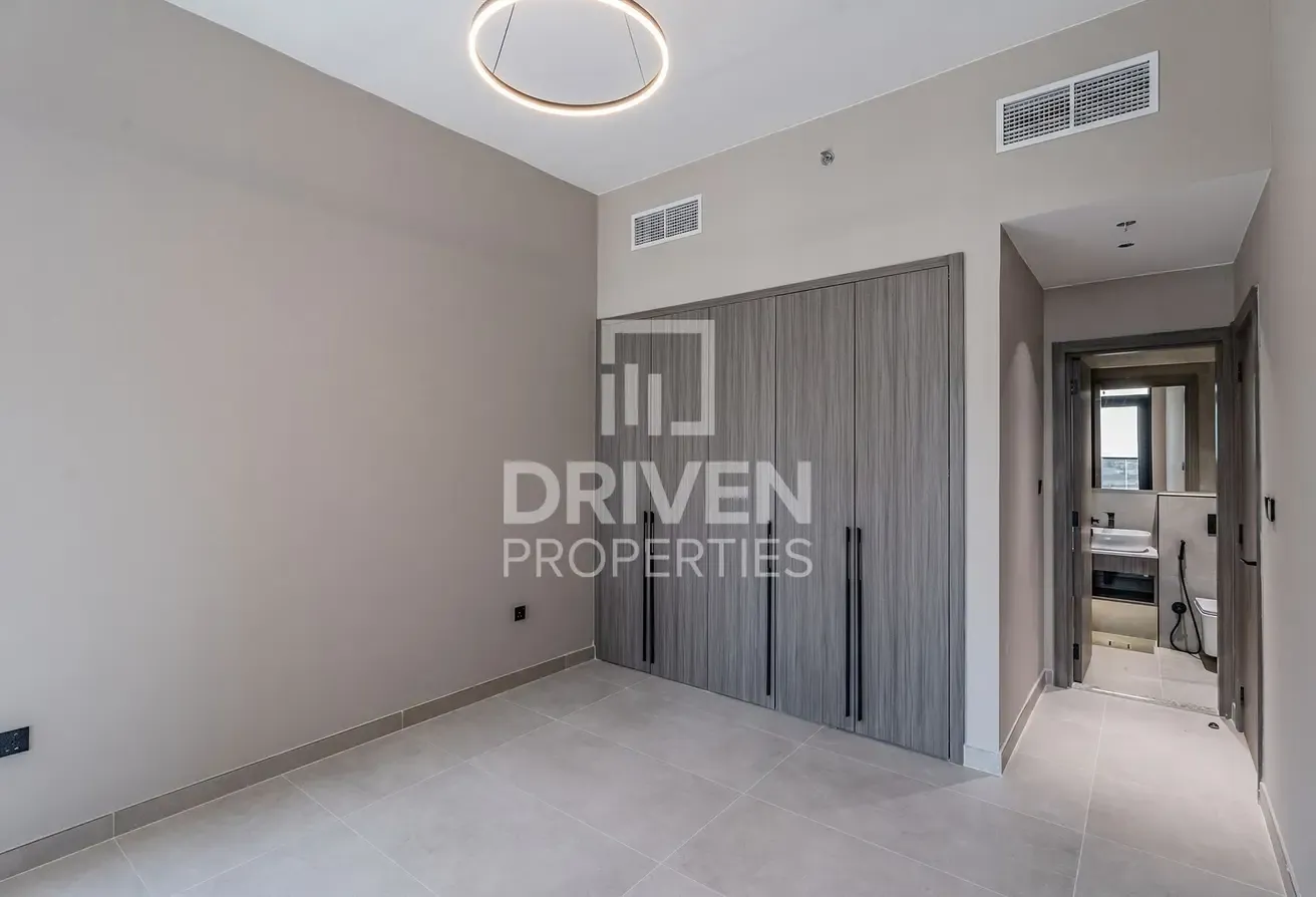 Investment | High Floor | Spacious | Rented Unit