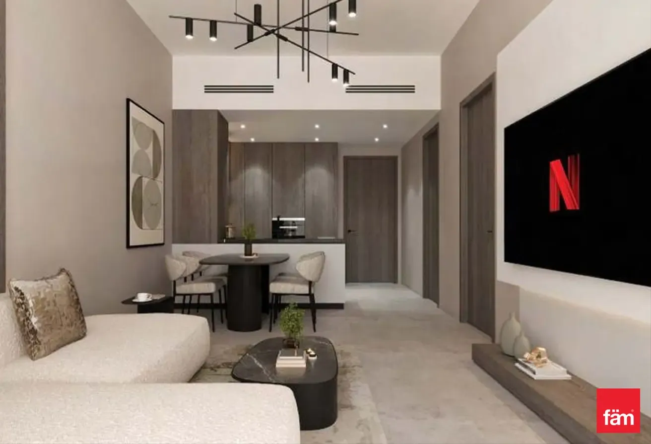 2BR Apartment | Great Layout | Golf Vista