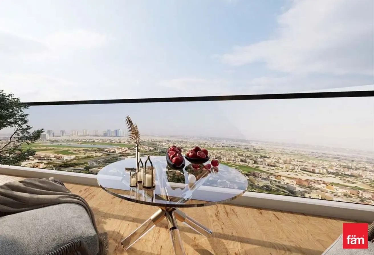 2BR Apartment | Great Layout | Golf Vista