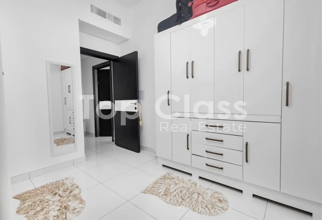 Fully Upgraded | Modern| Partial Golf course View