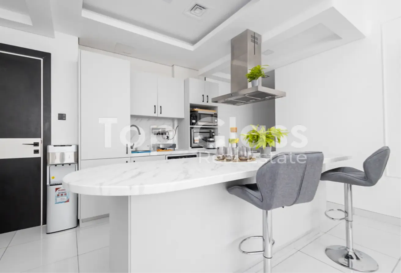 Fully Upgraded | Modern| Partial Golf course View