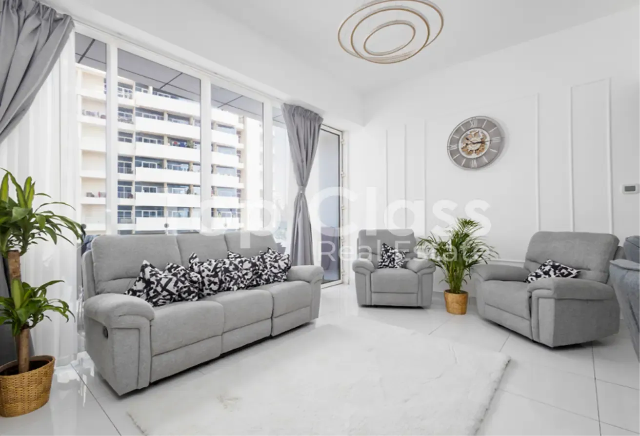 Fully Upgraded | Modern| Partial Golf course View