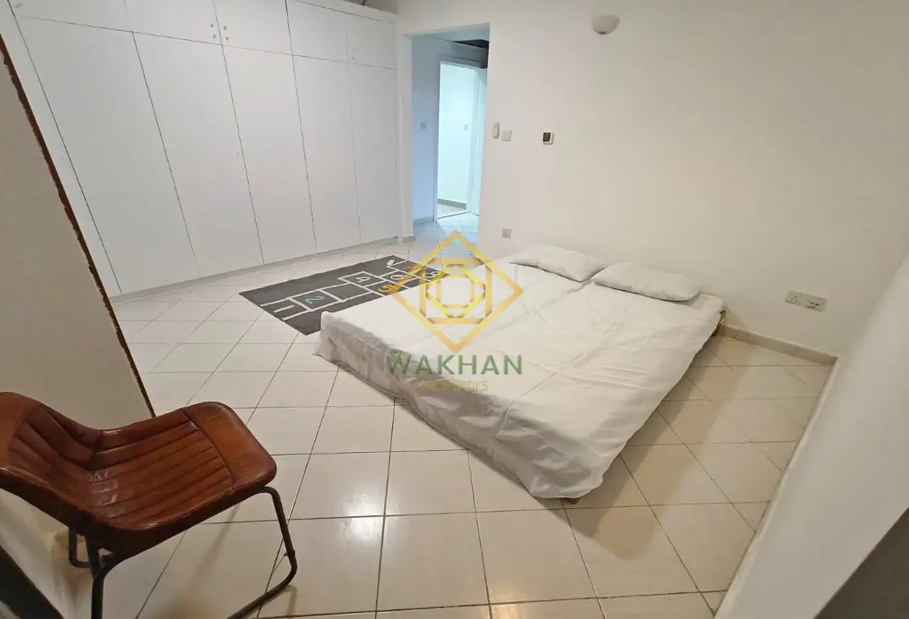 Spacious 2BR | High Floor | Vacant | Furnished