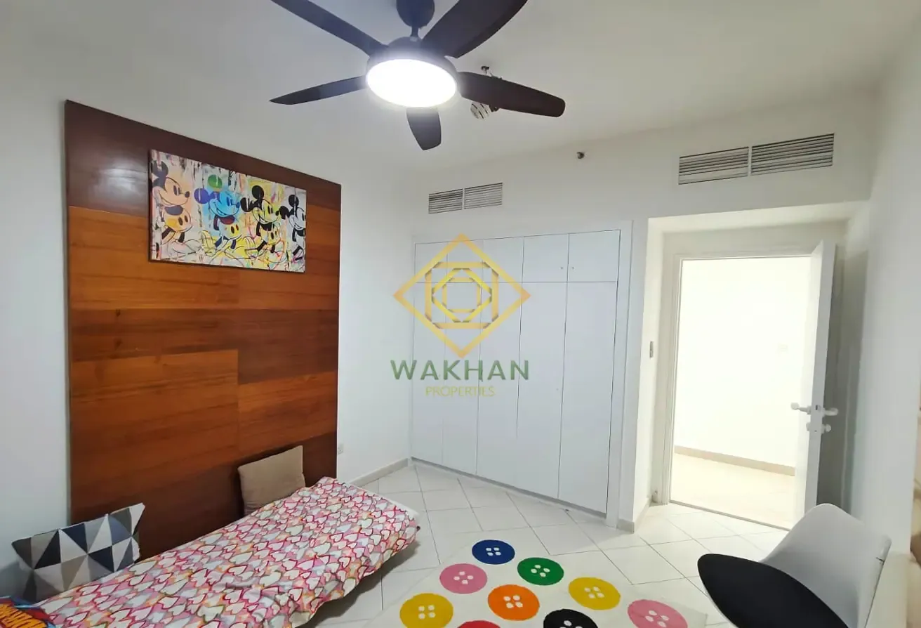 Spacious 2BR | High Floor | Vacant | Furnished